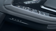 Land Rover Range Rover Evoque 2.0 D165 SE 5dr Auto Diesel Hatchback